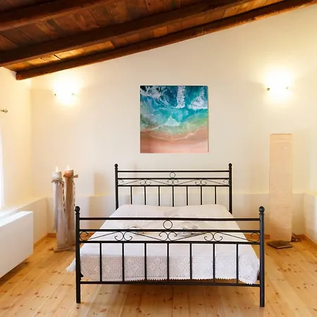 Traditional Priotissa Holiday home *